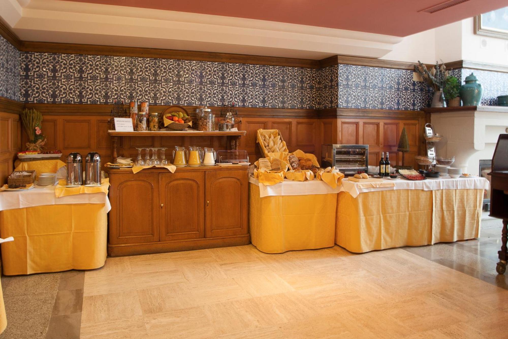 Hotel Apartamentos Trevenque Sierra Nevada Ngoại thất bức ảnh